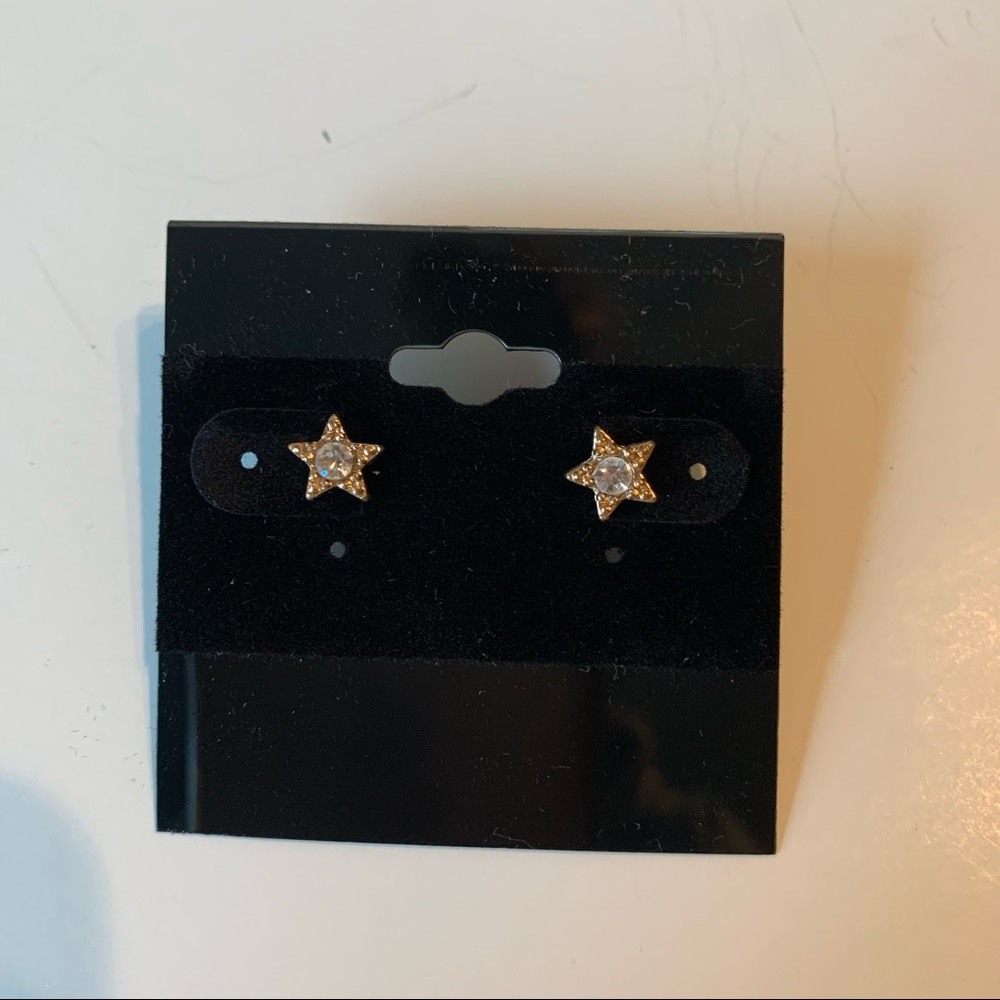 Dainty star earrings